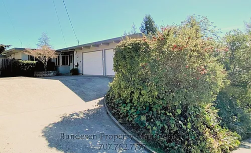 1303 Hexem Ave Photo 1