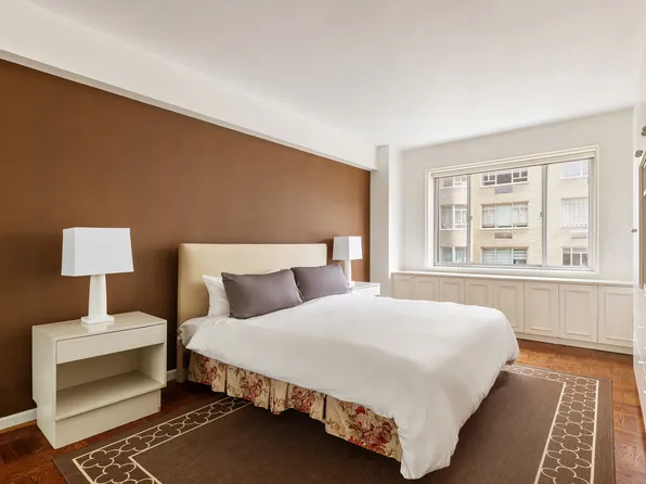 860 Fifth Avenue image 6 of 8