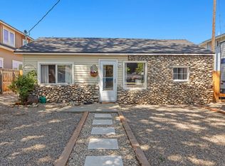 1045 N Clithero Dr, Boise, ID 83703