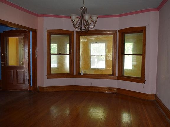 4th image of 4432 N Christiana Ave