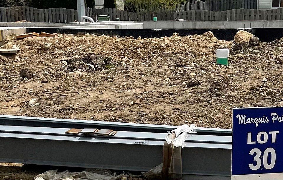 1st image of 969 Garnet Ln