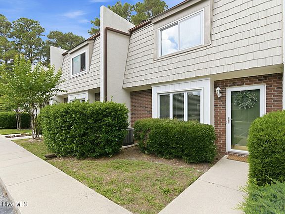 2nd image of 610 Cobblestone Drive