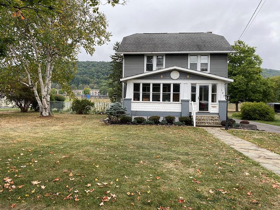 1st image of 127 Oakwood Ave
