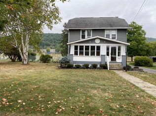 127 Oakwood Ave, Elmira Heights, NY 14903