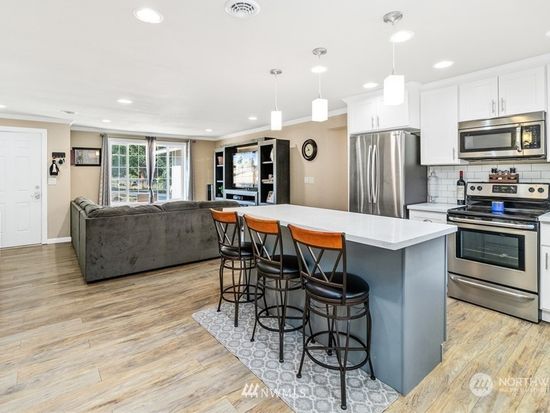 5109 219th Street Ct E, Spanaway, WA 98387