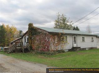 85 County Rd, Milford, ME 04461