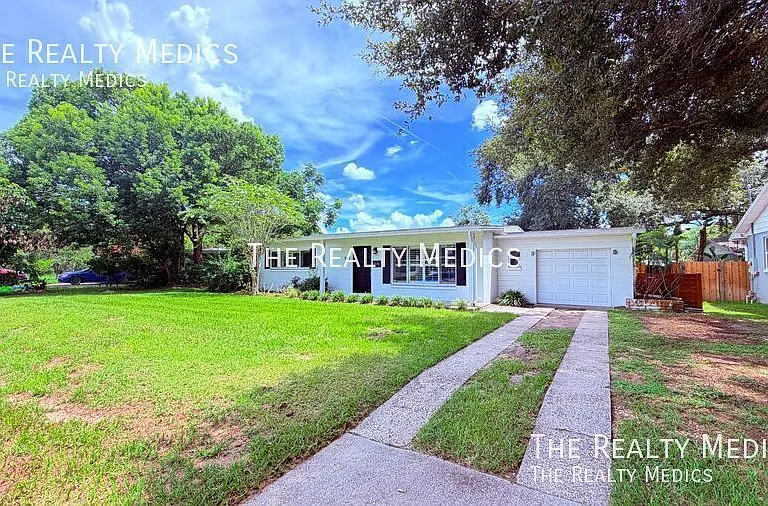 942 Sherrington Rd — Photo 3
