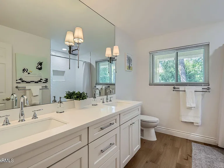 1305 E Steamboat Bend Dr — Photo 30