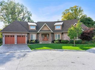 1100 Haydonbridge Ct, Mississauga, ON L5V1J4