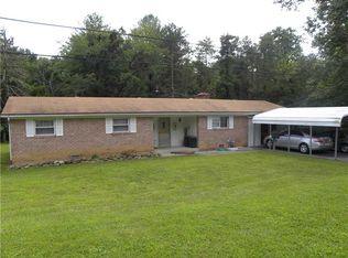 1166 Tuck A Way Ridge Ln, Nashville, IN 47448