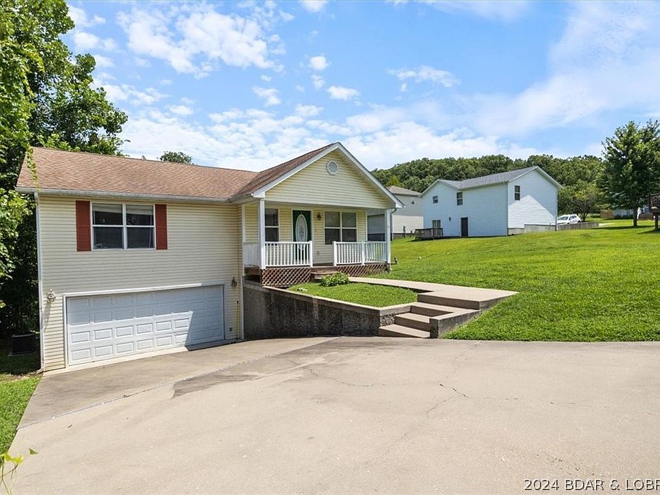 1st image of 77 Starcrest Dr