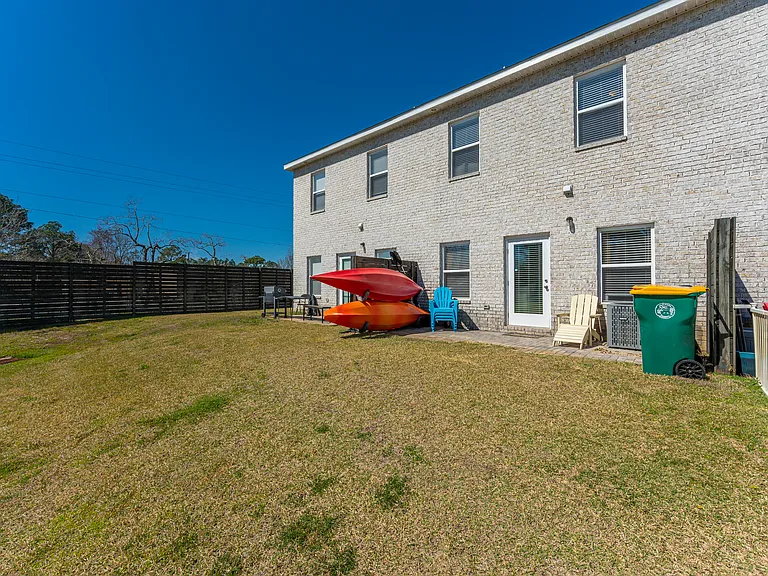 1802 Stable Ln #B2 — Photo 26