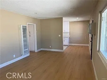 2 bed, 1.5 bath, 863 sqft, $2,350 — Photo 2