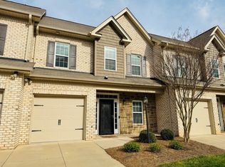 8 Pisgah Forest Cir, Greensboro, NC 27455