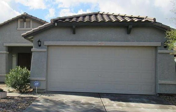 2 Car Garage with opener