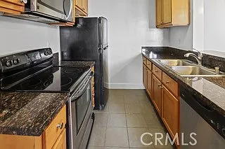 10982 Roebling Ave — Photo 8
