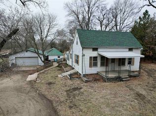 23705 M Rd, Holton, KS 66436