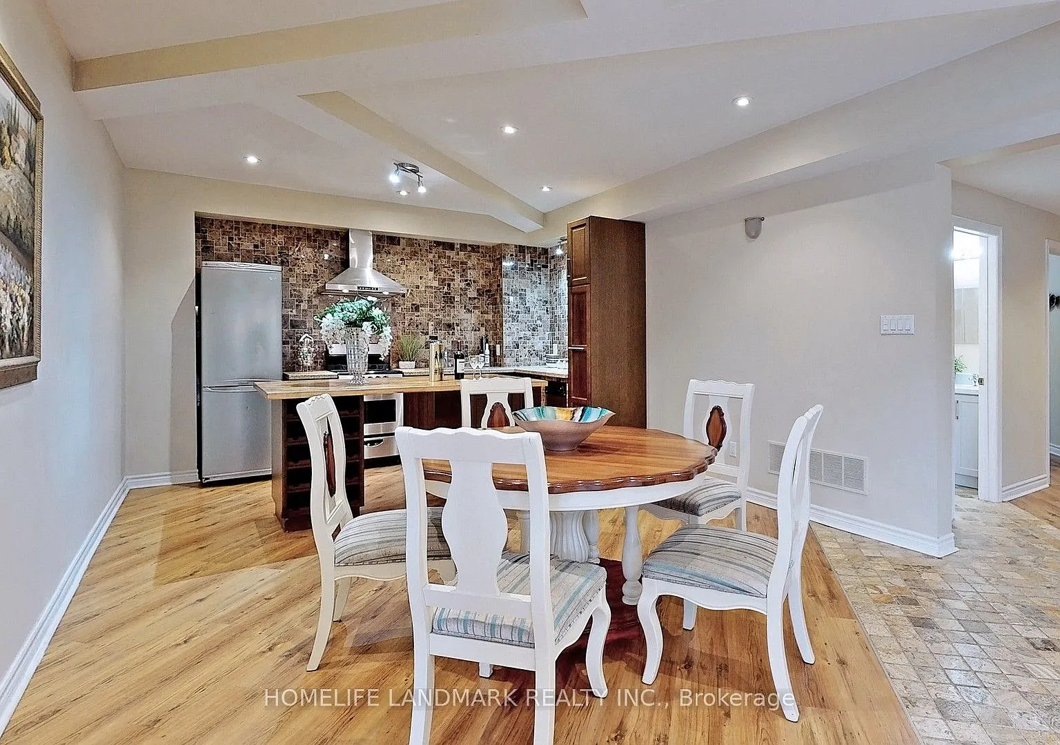 3 bed, $2,190 — Photo 4
