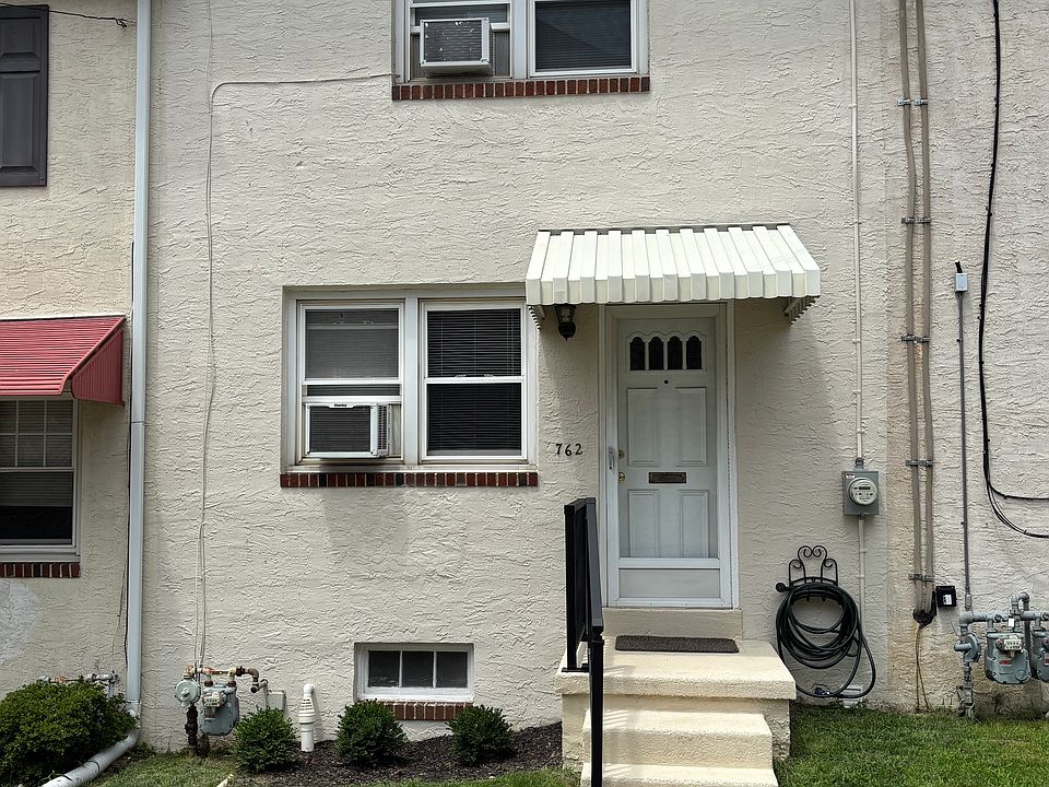 762 Forrest Street