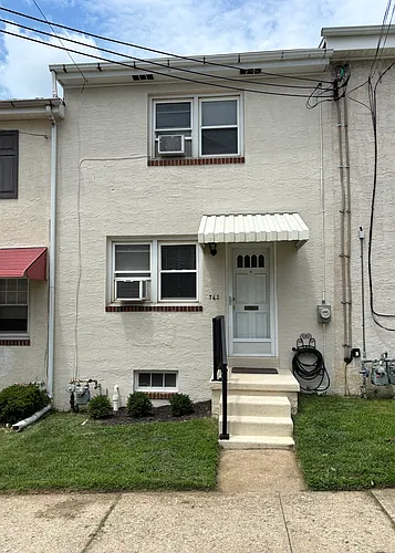 762 Forrest St Photo 1