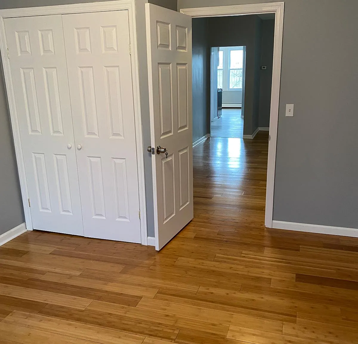 3 bed, 1200 sqft, $2,850 — Photo 4