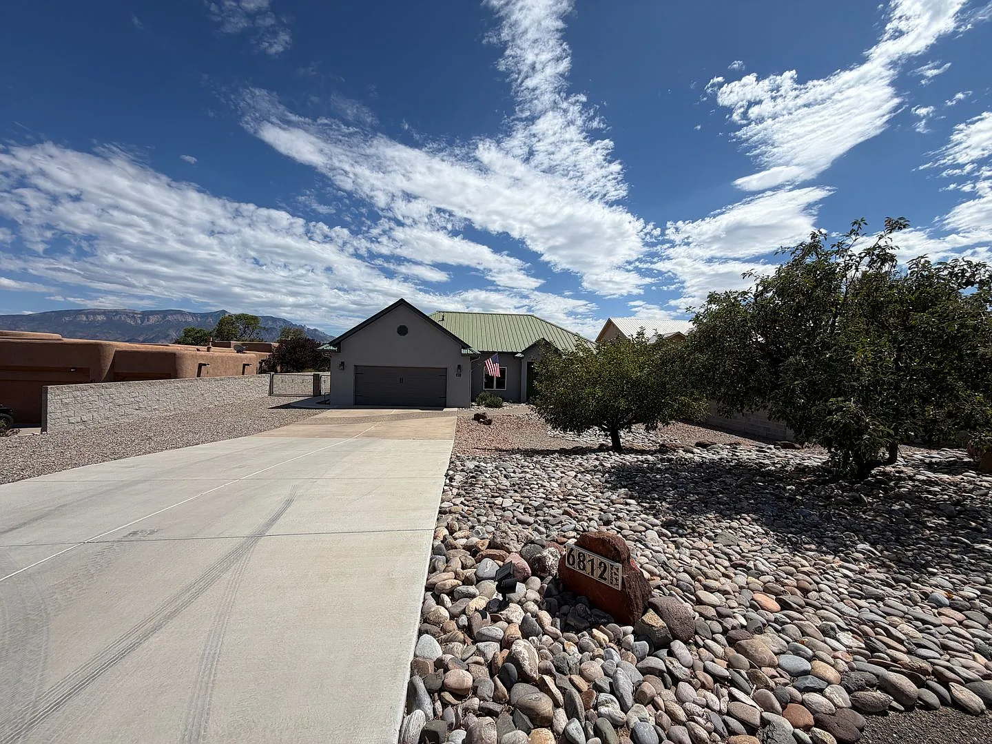 3 Bedroom Single Story Home with Pool Available Near Hwy 528 & Idalia Rd NE in Rio Rancho! — Photo 2