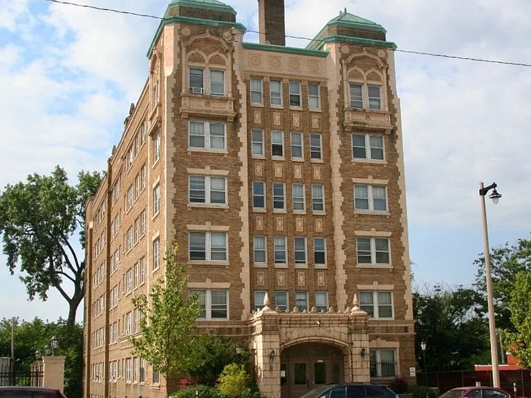 The Sheridan — Photo 12