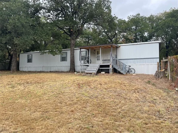 213 Dana Ct, Weatherford, TX 76085