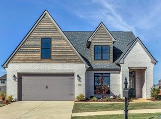 101 Pine Edge Way, New Market, AL 35761