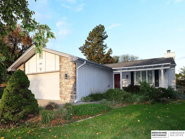 7567 Hayes Cir, Ralston, NE 68127