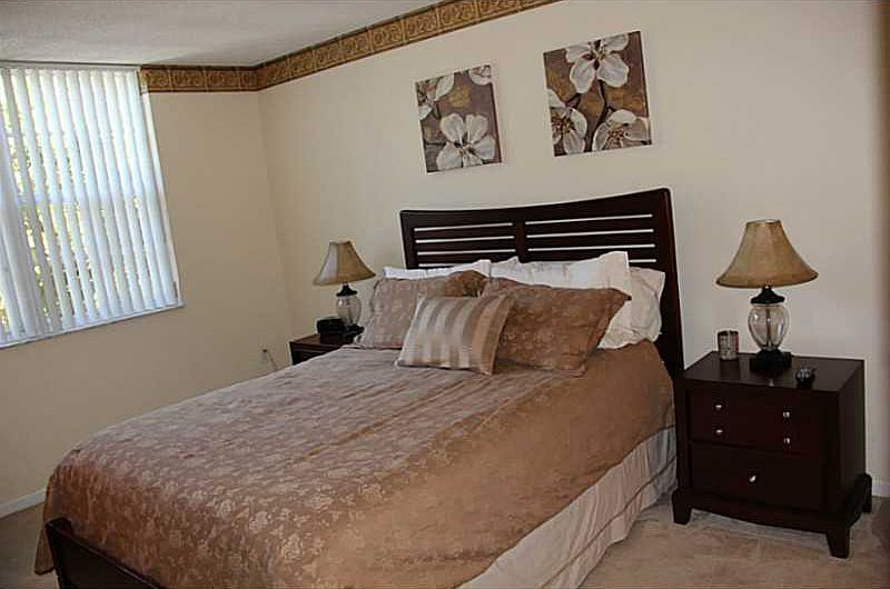 Home For Sale In Yacht Club
