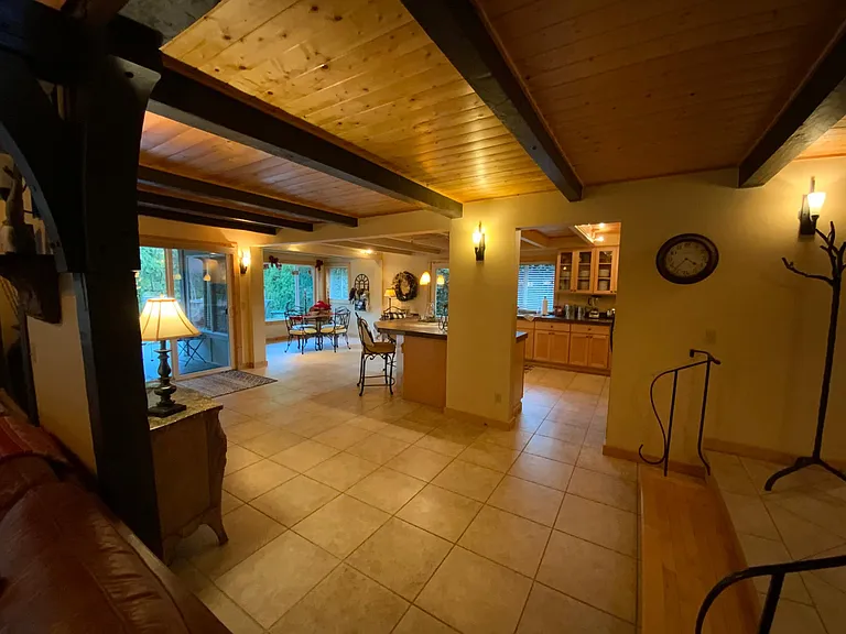 Transition into the kitchen area.