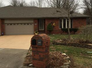 1260 E Lafayette Ct, Springfield, MO 65804