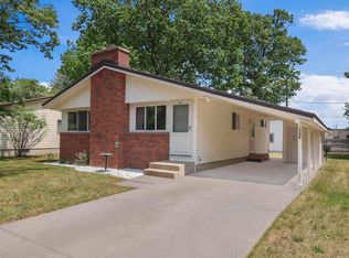 1209 Arbutus Ct, Traverse City, MI 49686