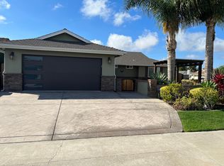 20611 Elizabeth Ln, Huntington Beach, CA 92646