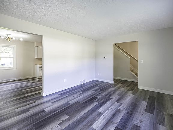 5th image of 5425 Westgate Dr