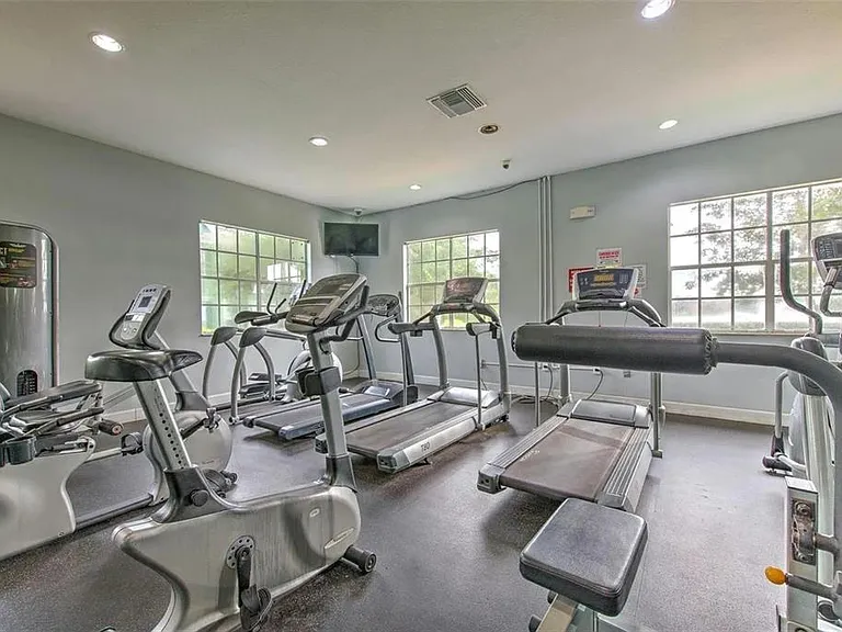 10554 White Lake Ct — Photo 9