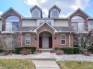 2968 Signature Blvd, Ann Arbor, MI 48103