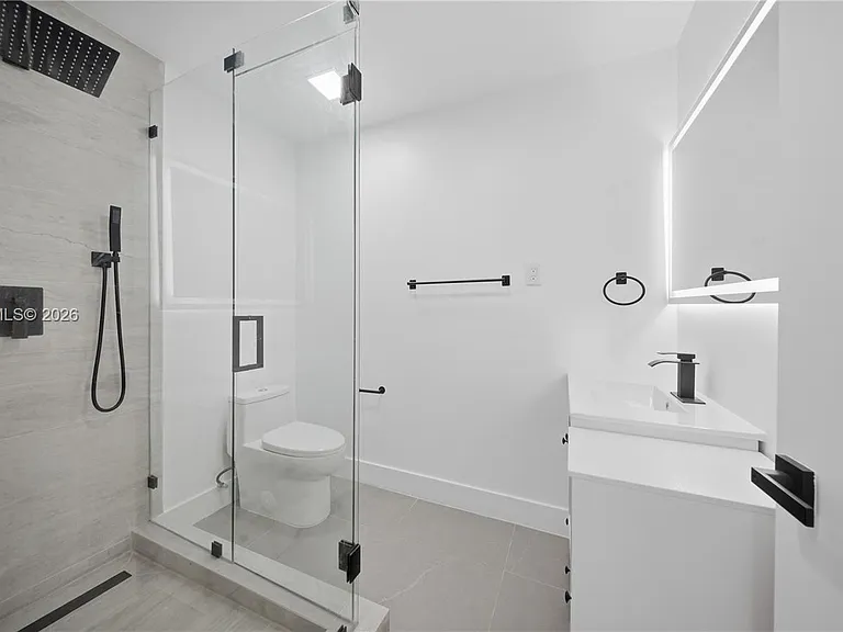 12471 SW 190th Ter — Photo 14