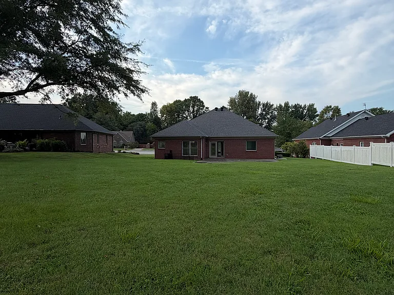 3760 Boulder Ln — Photo 11
