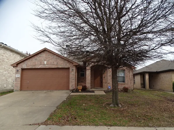 5428 Maverick Dr, Grand Prairie, TX 75052