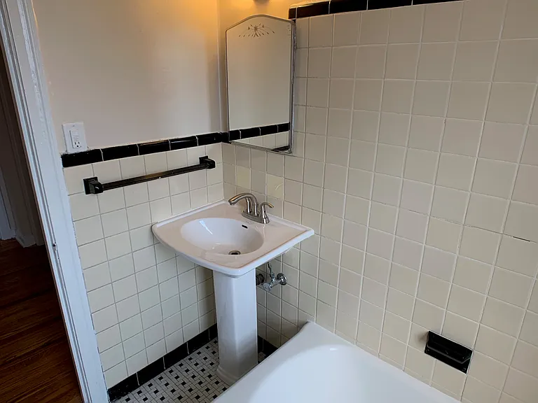 2832 Thornhill Rd #321B — Photo 33