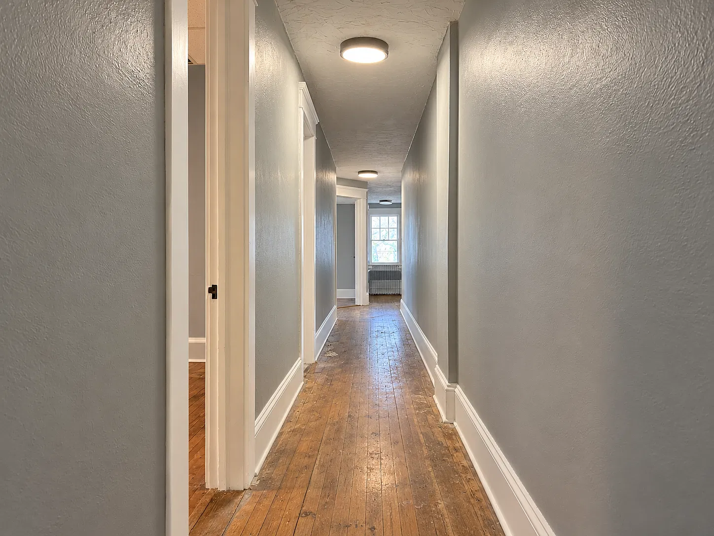 4 bed, 1800 sqft, $2,600 — Photo 4