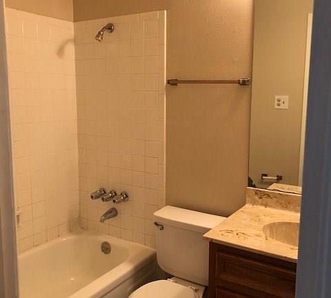 5th image of 1634 Covey Ln