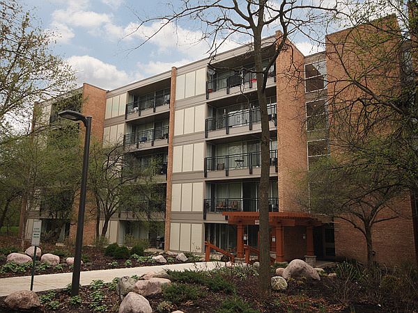 1st image of 6020 Oakwood Dr APT 5H