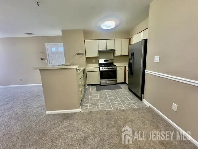 93 Longfield Ct — Photo 5