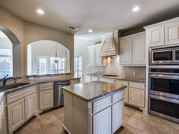 4th image of 2150 Nocona Dr