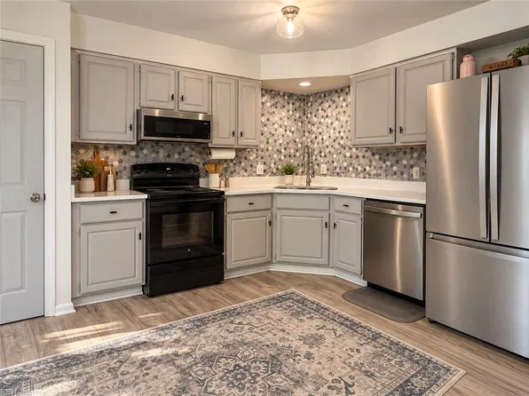 106 Copperfield, Williamsburg, VA 23185