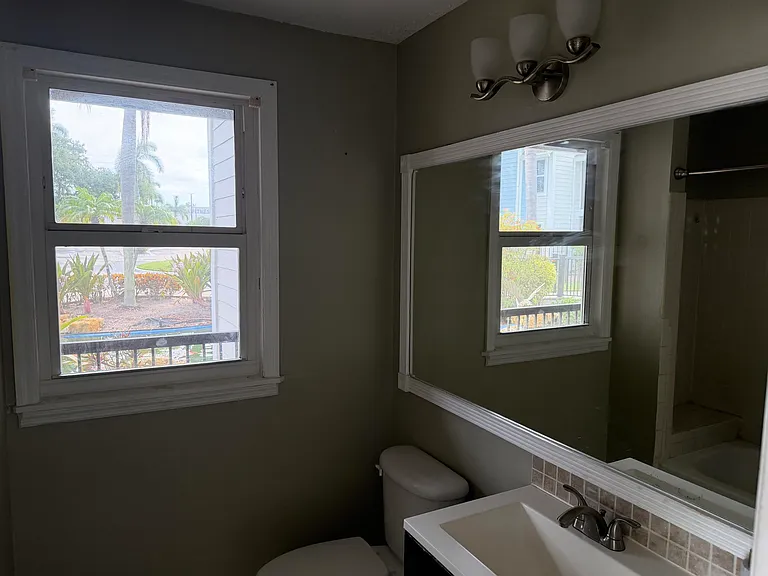 2307 N Congress Ave #17 — Photo 4