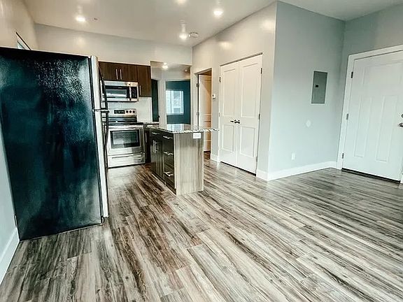 4th image of 591 Turin Way #26101